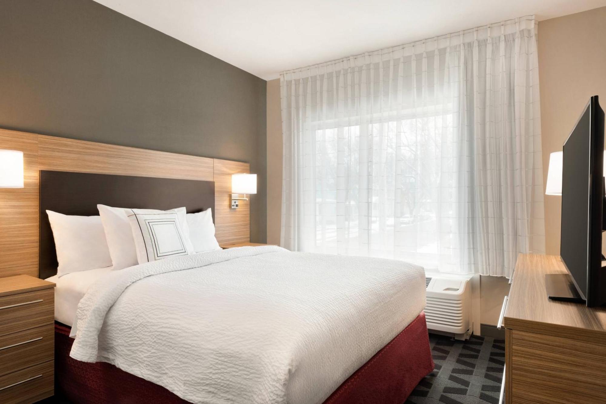 Towneplace Suites By Marriott Dubuque Downtown Dış mekan fotoğraf