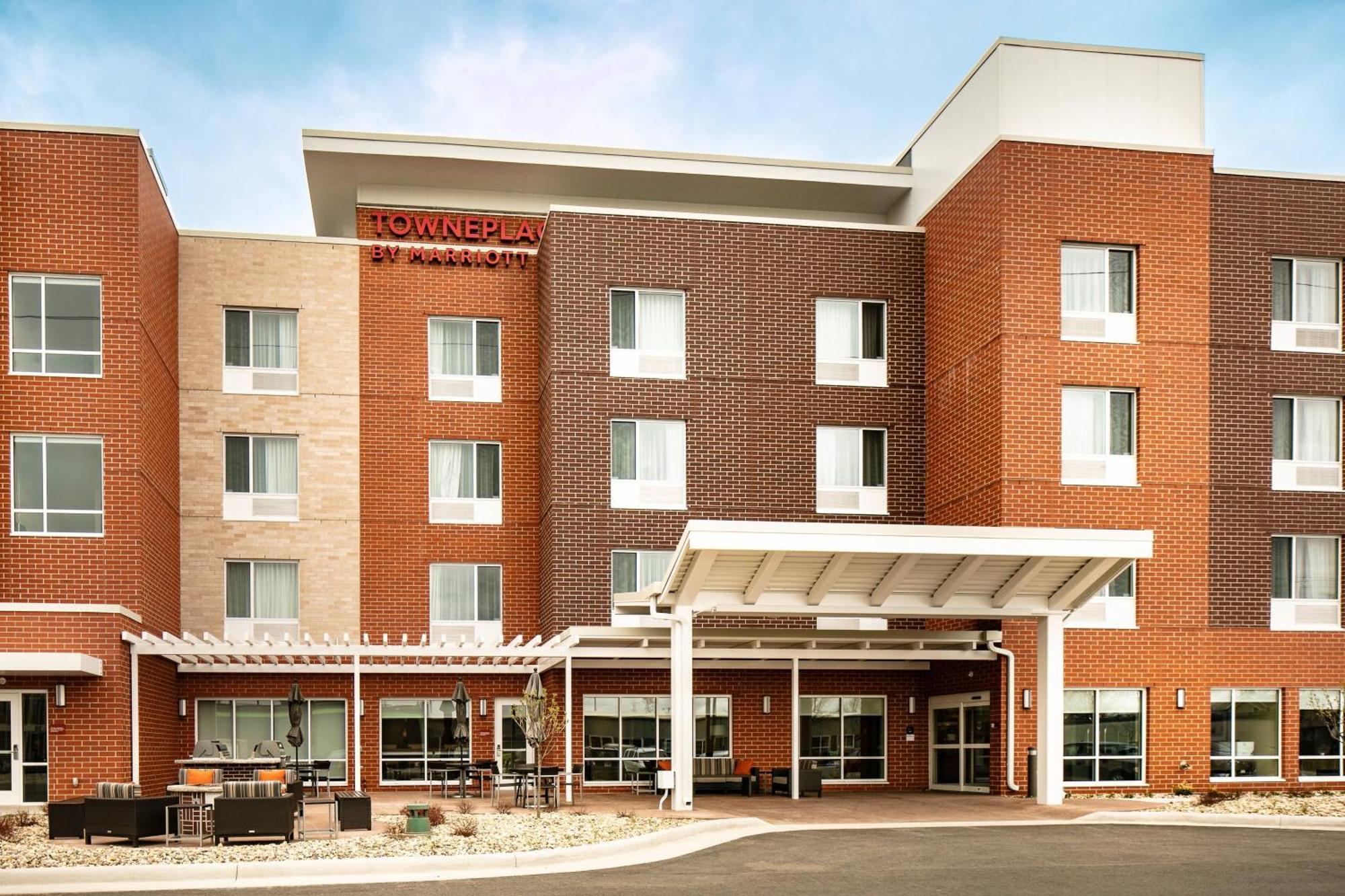 Towneplace Suites By Marriott Dubuque Downtown Dış mekan fotoğraf